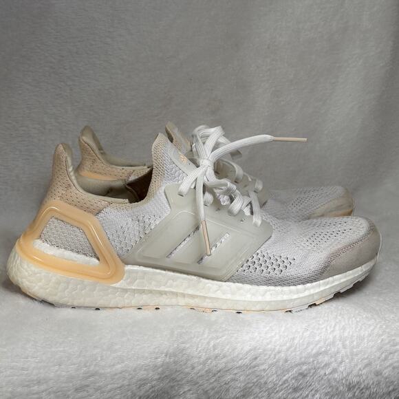 EUC Adidas Ultraboost Women's 8 Running Shoes Cloud White  Comfort Support - Picture 1 of 16